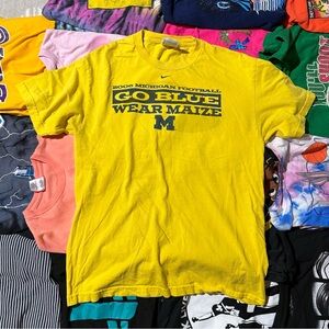 Vintage Nike Michigan Wolverines Center Swoosh Shirt Mens L Y2K Double Sided